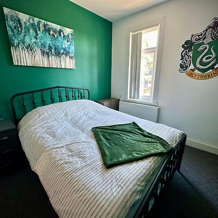 Wizards Corner Spacious 3 Bed Near Watford Junction Dış mekan fotoğraf