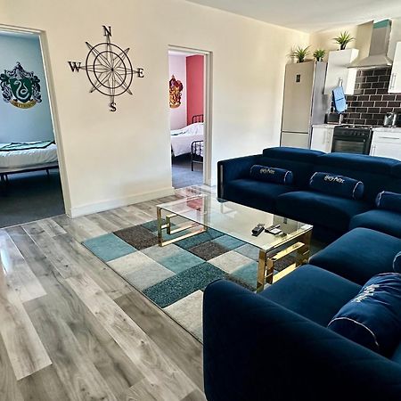 Wizards Corner Spacious 3 Bed Near Watford Junction Dış mekan fotoğraf