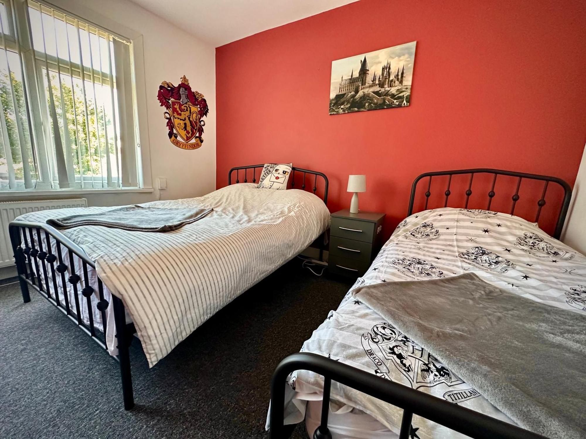 Wizards Corner Spacious 3 Bed Near Watford Junction Dış mekan fotoğraf