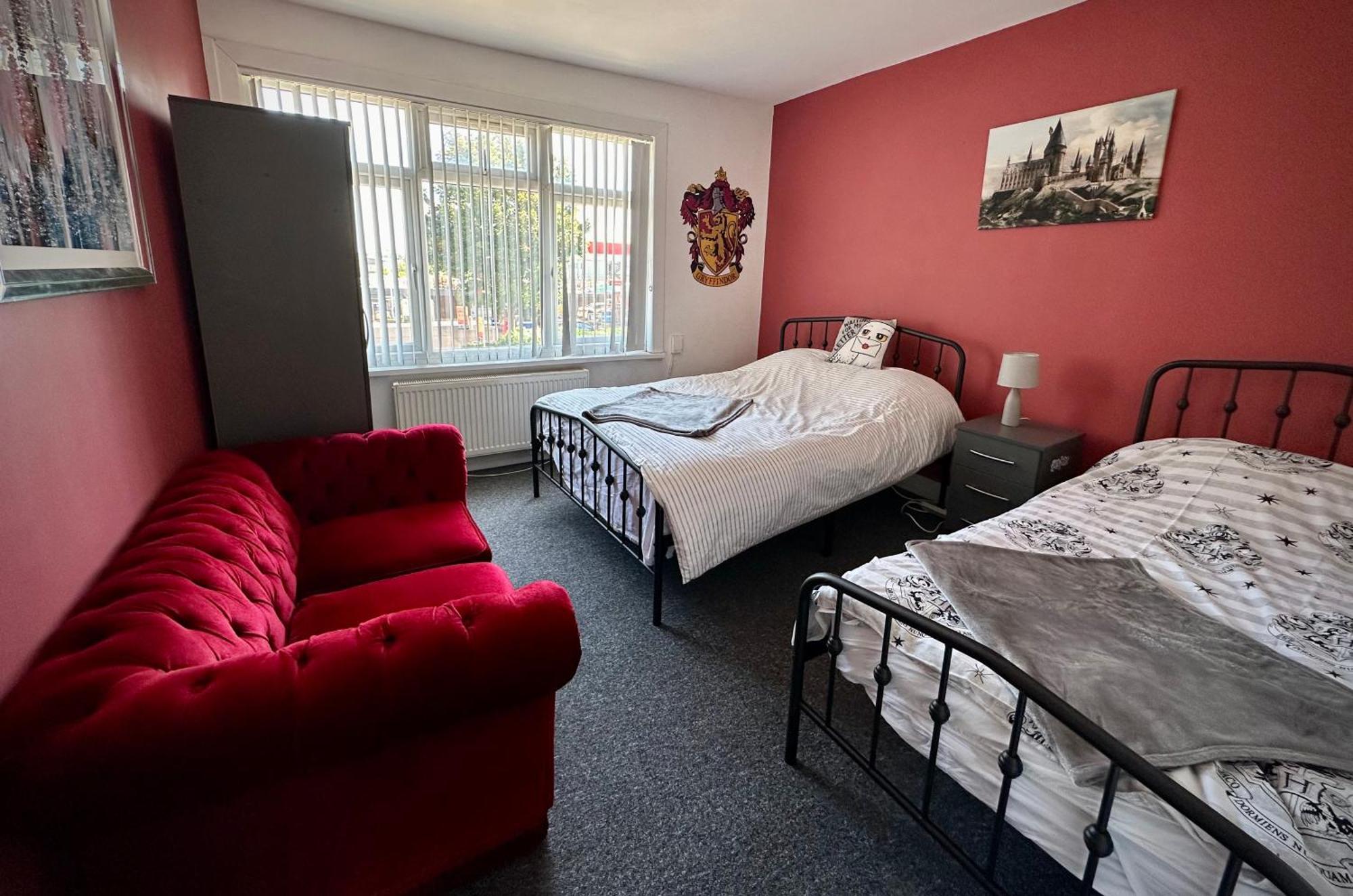 Wizards Corner Spacious 3 Bed Near Watford Junction Dış mekan fotoğraf